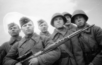 Как немцы окружили и сошлись в рукопашную с группой советских снайперов. Кто победил